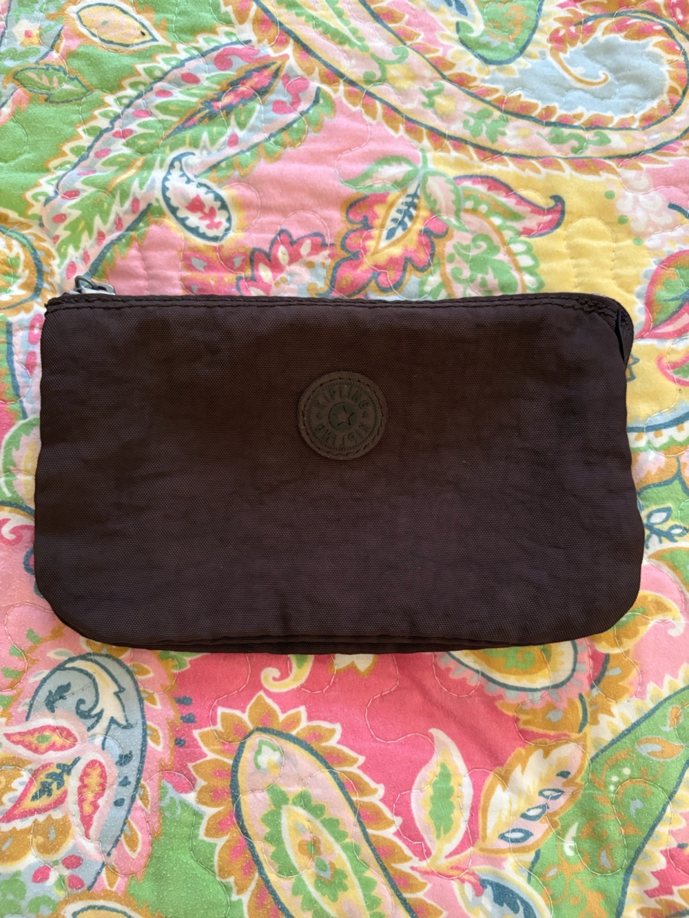 Used in good condition Kipling Dark Brown Nylon Zip Toiletry Pouch